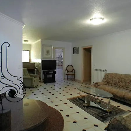 Holiday home Con Piscina Umut Homes