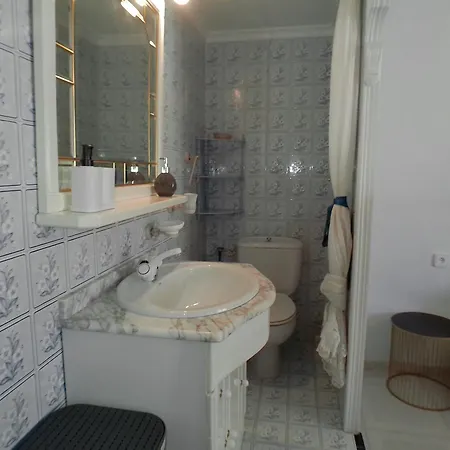 Con Piscina Umut Homes