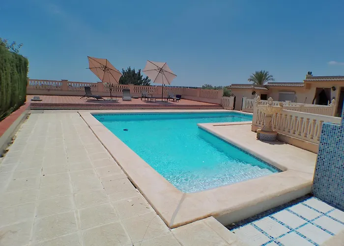 Nyaraló Con Piscina Umut Homes